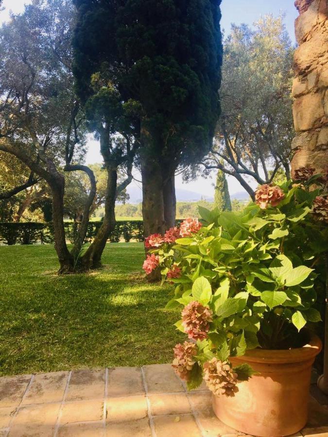 Villa Provencale Familiale Avec Piscine Grimaud Exterior foto