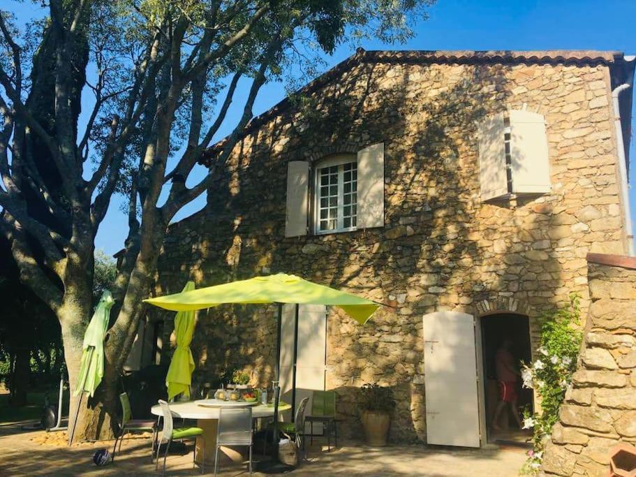 Villa Provencale Familiale Avec Piscine Grimaud Exterior foto