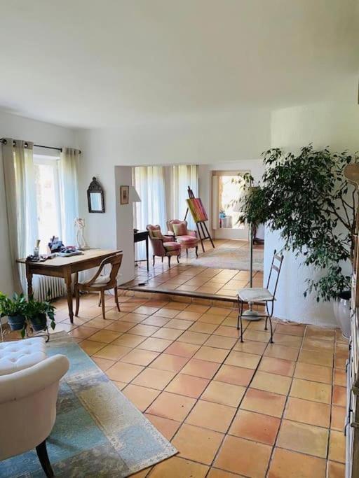 Villa Provencale Familiale Avec Piscine Grimaud Exterior foto